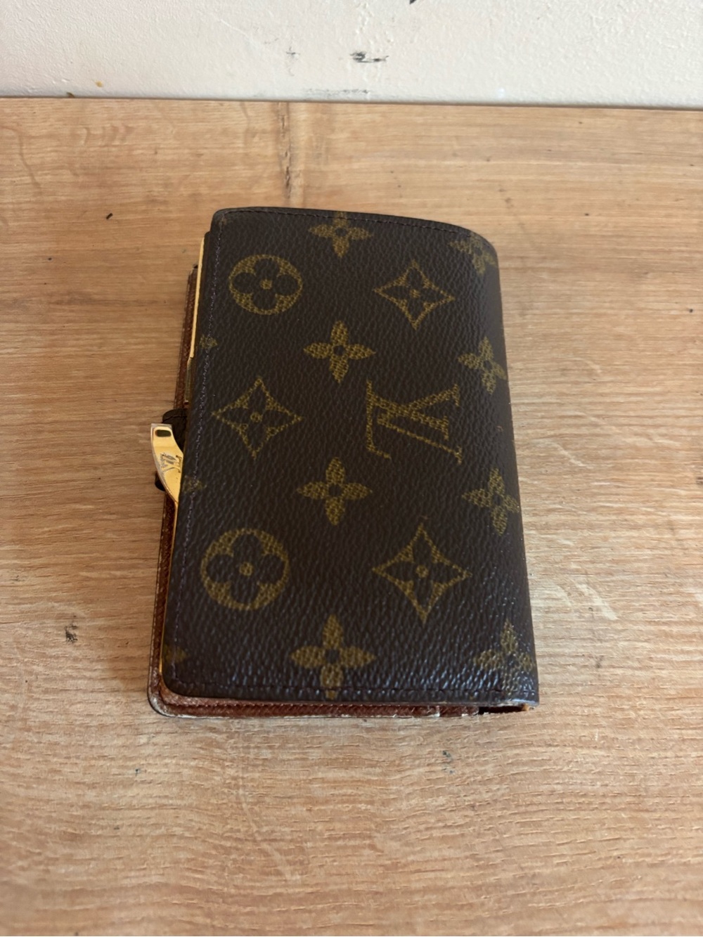 Authentic Louis Vuitton monogram french wallet - Picture 6 of 9